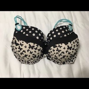 Set of 2 Victorias Secret Bras 34D